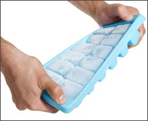 Joseph 不多拿製冰盒(綠) 不多拿設計+不髒手+冰塊盒+製冰盒+手感止滑 衛生 安全